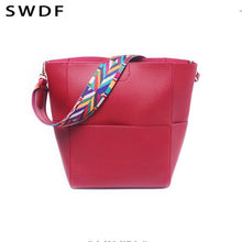 Wide Strap Bucket Bag
